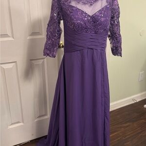 Elegant Purple Lace Evening Gown